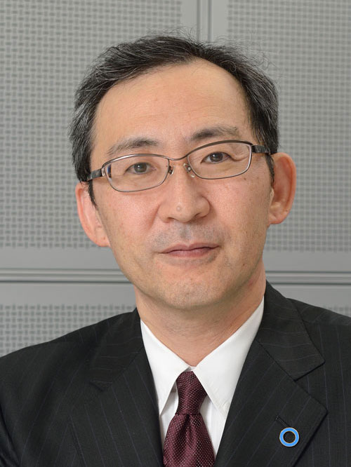 西尾 善彦